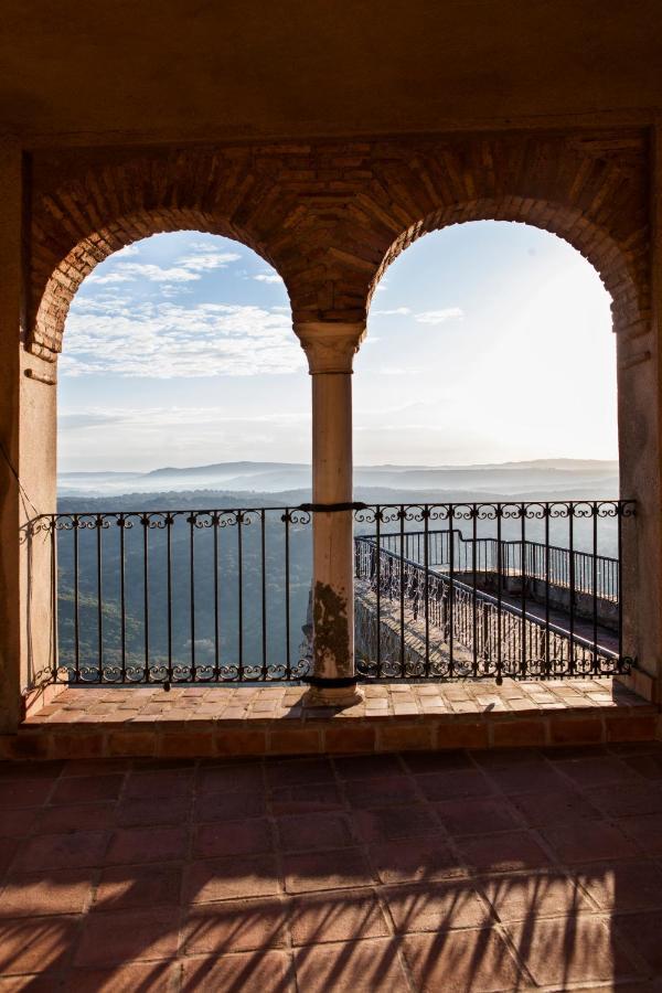Hotel Tugasa Castillo De Castellar Castellar de la Frontera Exterior photo